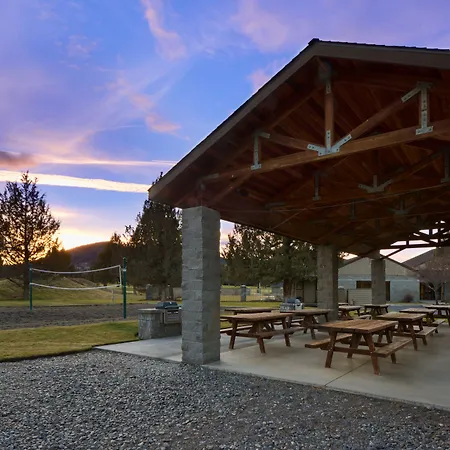 The Lodge At Eagle Crest-2